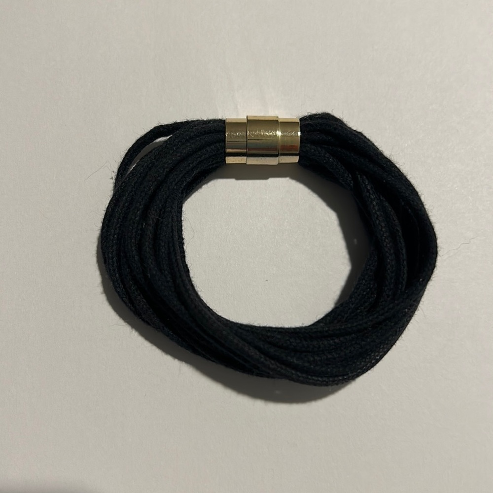 Nordstrom. Multi-Layer Wrap Bracelet, Magnetic Clasp, layers are cloth
